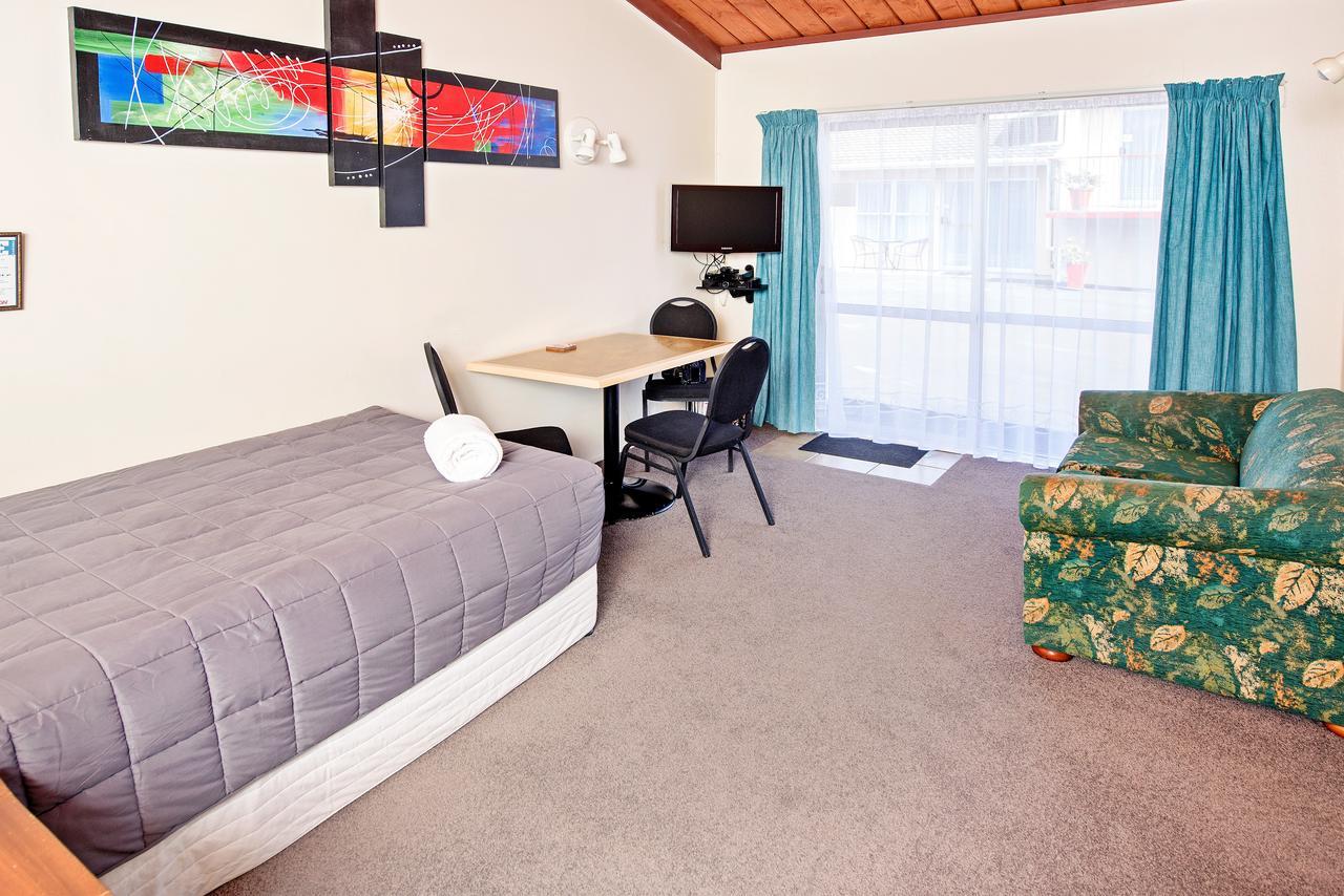 Tourist Court Motel Whakatane Exterior foto