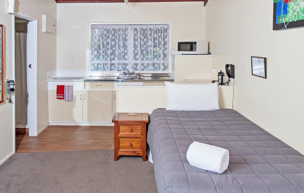 Tourist Court Motel Whakatane Exterior foto